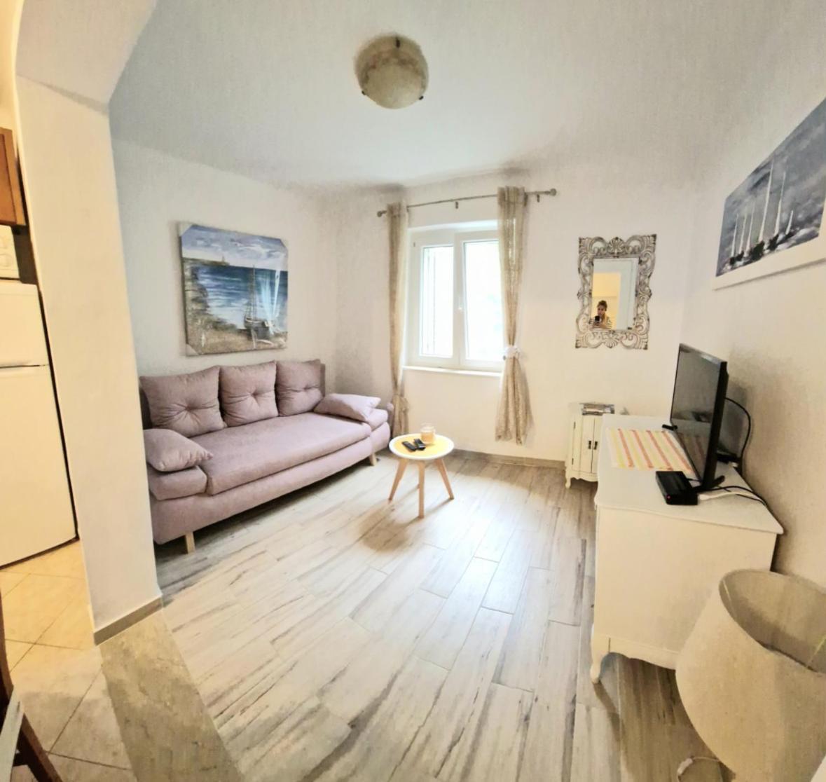 Apartman Perina Трогір Екстер'єр фото